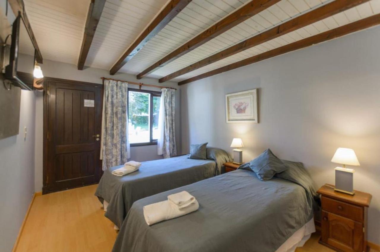 Las Acacias Hotel Villa La Angostura Kültér fotó
